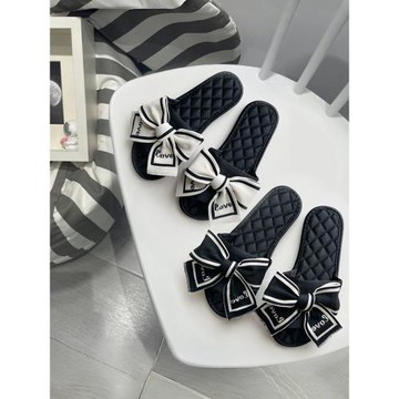 2022新款愛心love蝴蝶結綢緞一字拖鞋居家外穿防滑平跟女士涼拖鞋