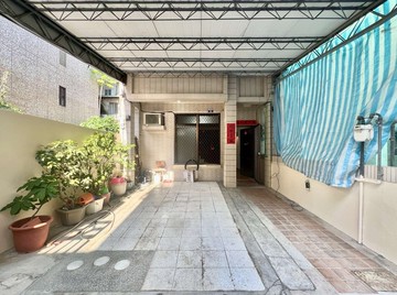 ★栓★大降價2百萬★南屯五期靜巷前院停車大透天別墅｜台中市南屯區大墩十四街