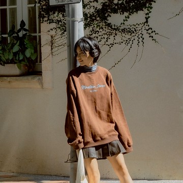 QUEENSHOP_F 女裝 19週年-Nineteen Sense長袖衛衣 三色售 M/L 現+預 【01111037