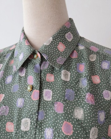 日本製復古印花寬鬆長袖綠色古著襯衫