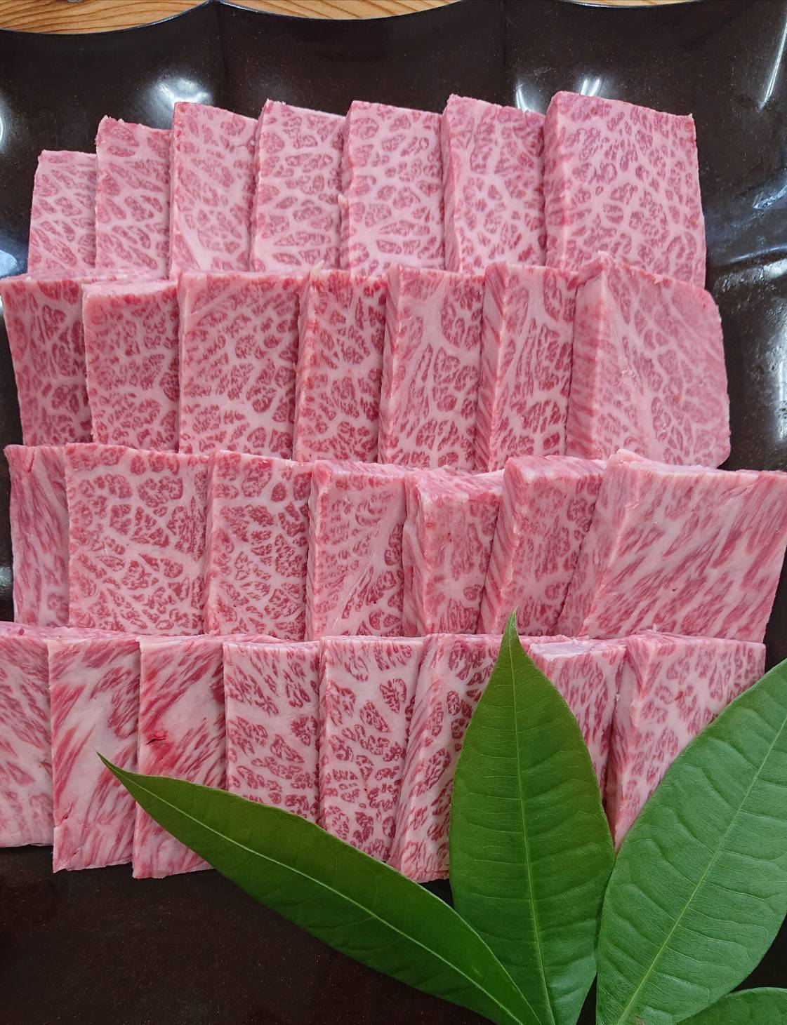 ｚ－７５　佐賀牛A5カルビ焼肉　５００ｇ