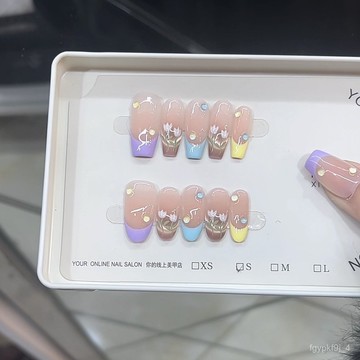 🥰可可新品🥰奈姿 純手工光療穿戴甲多巴胺鬱金香貓眼立體小花批髮成品重複使手工穿戴甲新年穿戴甲顯白美甲片高級感穿戴甲 LV