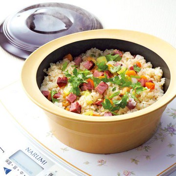 日本 NARUMI 陶瓷砂鍋 (IH電磁爐可用)