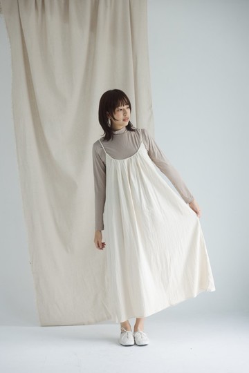 細肩帶純棉抓皺洋裝_米白