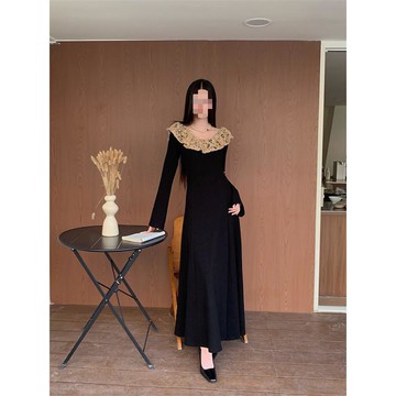 👗洋裝日韓係早秋巨好看法式氣質黑色長袖連衣裙子女秋冬季打底長裙配大衣內搭