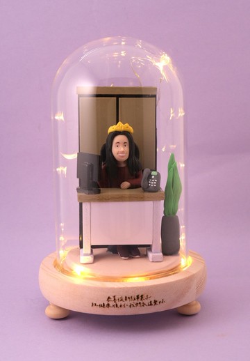 榮休記念小禮品,可客製名字.提供相片客製人物造型(各行各業造型)