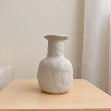 侘寂風陶瓷花瓶擺件 (可裝水)  17 x 7.5cm  胖胖瓶身款 白色