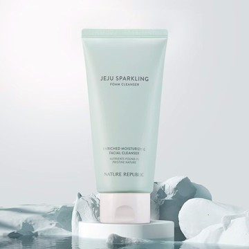 夏日洗顏【Nature Republic】濟州透亮泉水洗面乳 高保濕洗面乳 韓國洗面乳 泉水洗面乳 透亮洗面乳 大容量300ml