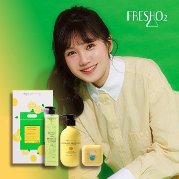 [快速出貨]【FreshO2】與甯相伴嫩肌禮盒(酸平衡潔膚露+果酸精華乳液) 贈護唇小方糖 郁甯聯名｜生日禮物 送禮 新年彩妝福袋 情人節 畢業禮 聖誕 耶誕 紀念日 喬遷 交換禮物