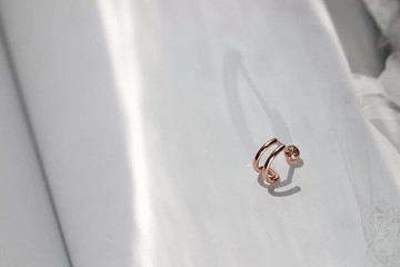 14K Double C Rose Gold Piercing 雙C轉珠耳環(單個)