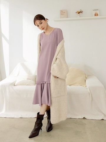 V領荷葉造型綁帶拋袖長洋裝