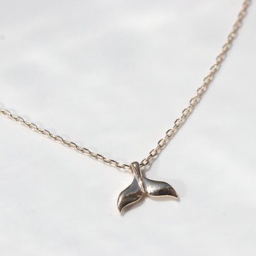 【CHARIS 韓國珠寶】純14K金  金鯨魚項鍊 純k金 不褪色