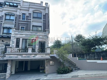 新社花海東興國小角間屋況良好、古典歐風別墅｜台中市新社區興社街一段