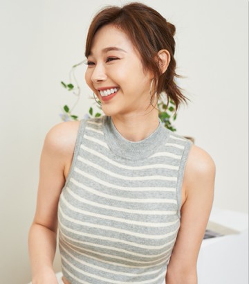 【​​​​​雙11下殺】BeLLA 橫條微領衣 灰色