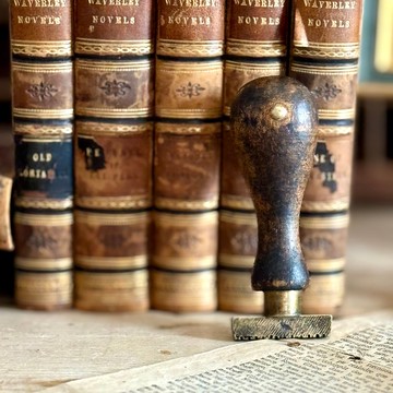 30925 法國古董木柄黃銅印章字母 recouvrement