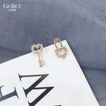 Gulicc 耳環 鑰匙鑲鑽愛心耳環