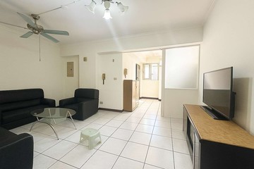 四寶奶爸丨公園旁丨震後宅丨近機捷｜台中市潭子區合作街