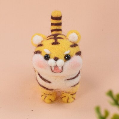 羊毛氈戳戳樂手作diy材料包 diy手作 羊毛氈材料包 小老虎材料包 虎年限定 可愛老虎 動物系列《亞克羊毛氈編織手作》