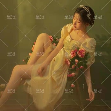 影樓人寫真服裝女新款法式復古油畫風高級感連衣裙少女藝術照