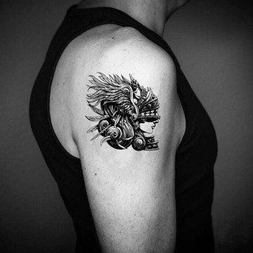 OhMyTat 女武神 Valkyrie 刺青圖案紋身貼紙 (2 張)