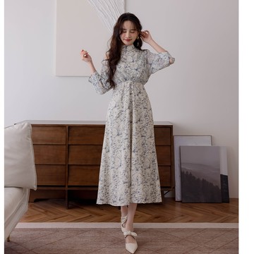 【早春新品】HS 可露肩復古印花洋裝 藍色