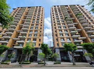 郁飯糰水蓮NO.6四改大三房雙平車唯一釋出｜台中市北屯區軍福九路