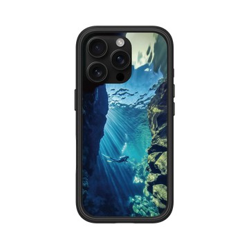 iPhone 16 Pro Mod NX 黑 - Ocean Collection: Let's Sea 海洋系列：一路向海 - 潛行者（史費拉大裂縫）