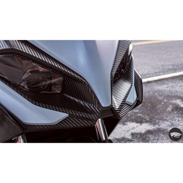 [老爸包膜店] KYMCO RTS 135 大燈周圍 專用碳纖維膜 防刮 防細紋 電腦精準裁切