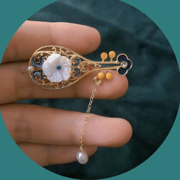 ANGEL 民族琵琶花朵珍珠流蘇別針胸針(圖片色)