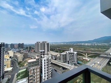 全新！【沐朝陽】次頂樓→超視野３＋１房／Ｂ１平車｜新竹縣竹東鎮朝陽路