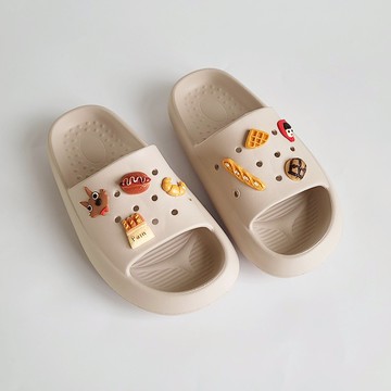 Boing Boing 防水飾釦洞洞拖鞋 西點麵包 奶茶色 小紅帽與大野狼 台灣製造