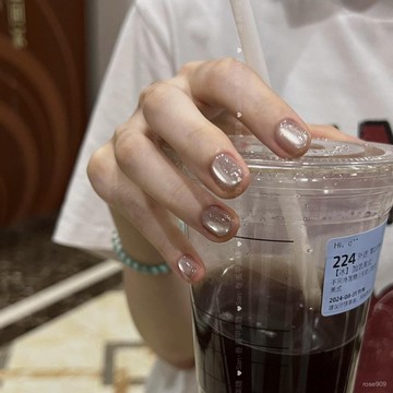 ✨Hannah✨純色玻璃珠貓眼短款純手工穿戴甲片高級感假指甲顯白成品美甲貼片精緻穿戴甲 NZXV