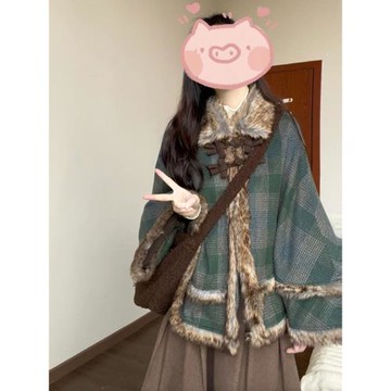 (免運)復古格紋設計感斗篷披肩外套女款春冬毛絨翻領慵懶感寬松毛呢大衣