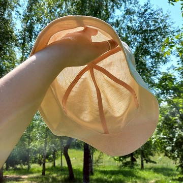 輕便透氣的麻喇叭帽。來自太陽的漁夫帽。巴拿馬草帽。