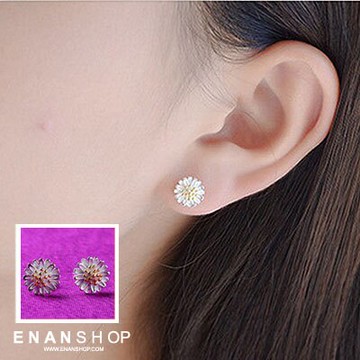 惡南宅急店【0179D】 韓國飾品 小雛菊 新品特價 簡約浪漫 鍍925銀耳環 賣場另有夾式耳環易扣耳環仿純銀耳環