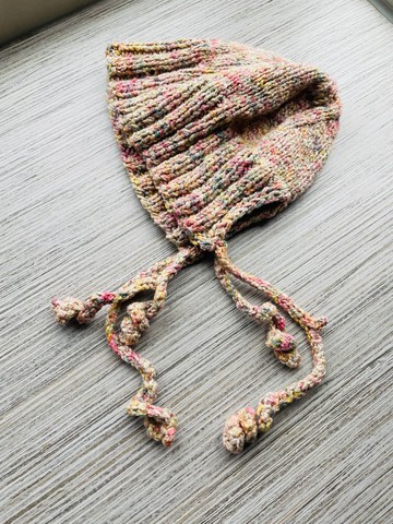 革物製織_ 蕨類捲捲垂帶款毛帽