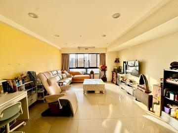 國美館_三面採光視野河岸宅！大四房雙車位！｜台中市西區大忠南街