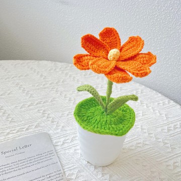 手作鉤織格桑花盆栽
