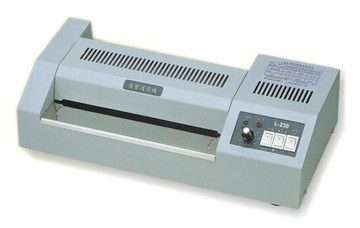 力田 護寶4滾輪 專業型 (A4 ) 護貝機 L-230 堅固耐用/品質保證/壓力平穩/溫度均勻 /台【CUBE卡最高10%回饋】