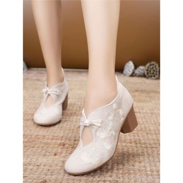 老北京繡花單靴春秋漢服鞋子馬蹄跟牛筋底茶服老北京布鞋中跟女鞋