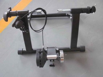 TIG 訓練台:自行車,腳踏車 / 20"磁控式/健身車/訓練/健身/訓練台/公路車/小折適用/工廠自銷,特惠專案