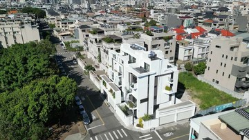 北屯十期大面寛公園首排/全新朝南雙車電梯美別墅｜台中市北屯區景和東街