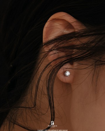 [純銀] 倫敦之心耳環 / Heart Of London Earring