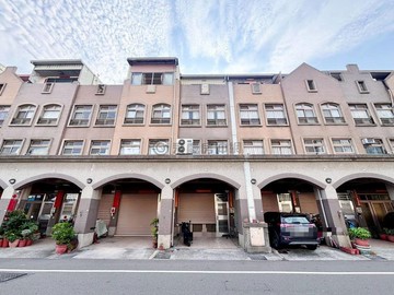 蔬食房仲大肚日光郡臨路住店美墅門前可停車｜台中市大肚區大明三街