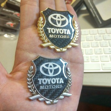 碳纖紋 TOYOTA 豐田 車貼 貼標 碳纖 卡夢 CAMRY ALTIS WISH YARIS RAV4 SIENTA