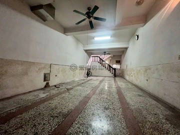 縣議會市中心超大透天 生活機能一級棒｜屏東縣屏東市協和路