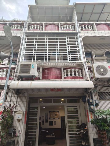 鳳山國中捷運站增建滿美透天｜高雄市鳳山區鳳東路