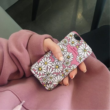 Daisy Deep Pink_Matt Hard Case_MagSafe