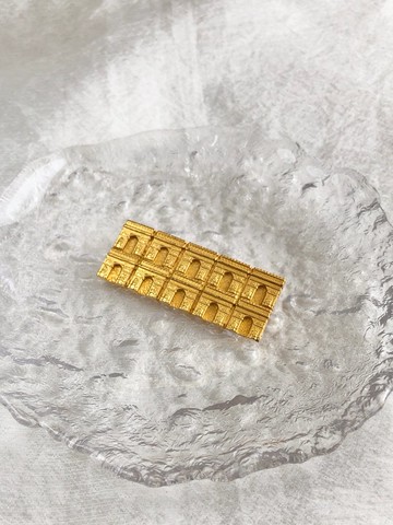 【 日本直送 名牌中古包 】CELINE 賽琳 胸針 金色 凱旋門 vintage 古董 uegk83