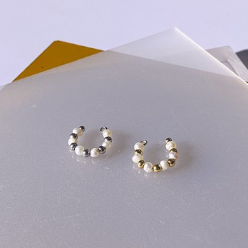 Petite Pearl 造型耳骨夾